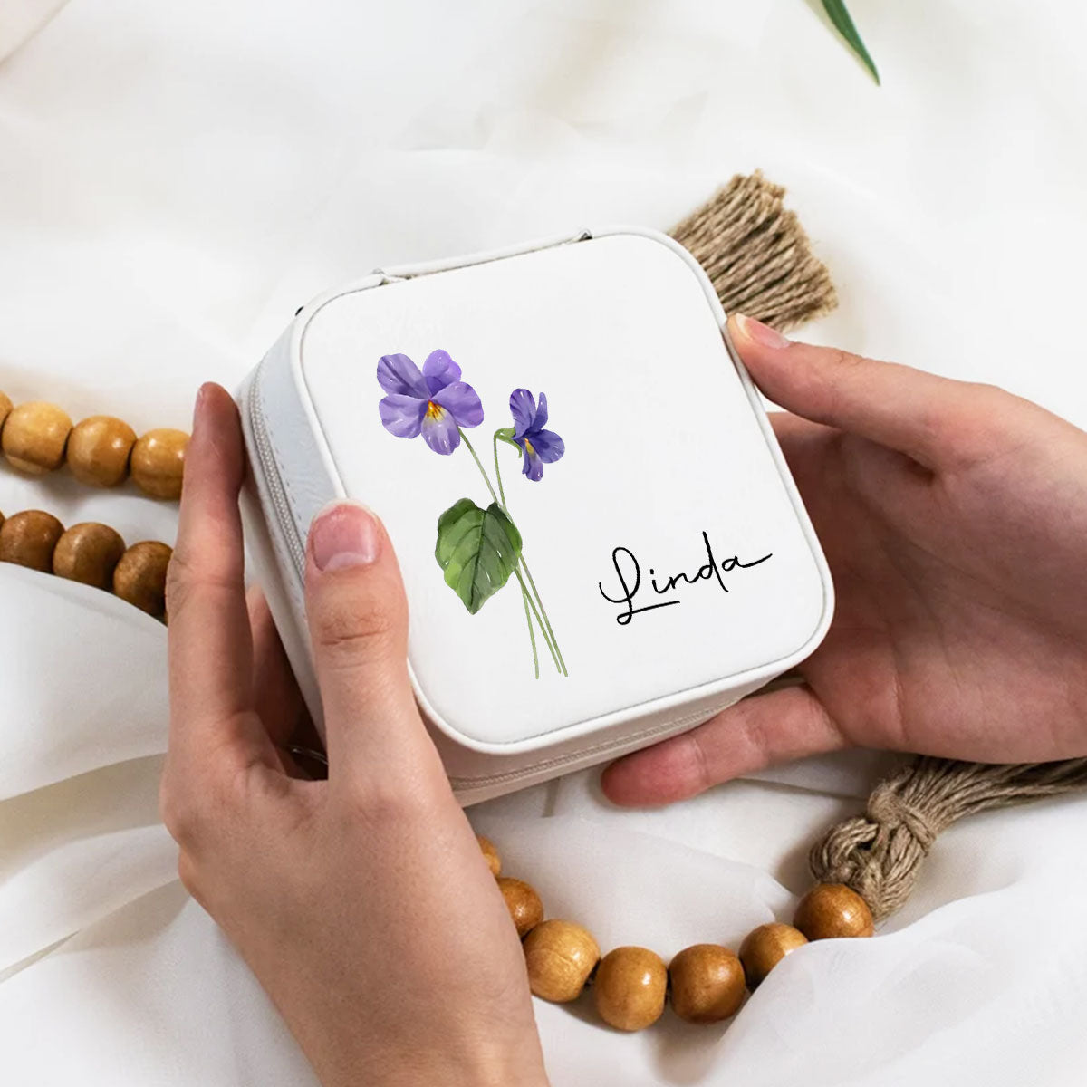 Friends Are Flowers That Never Fade - Personalized Custom Jewelry Box