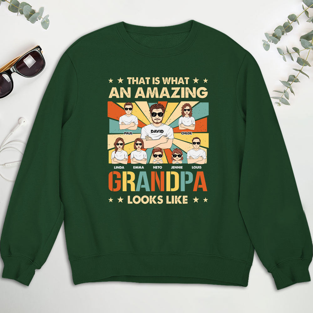 What An Amazing Daddy Looks Like - Personalized Custom Shirt