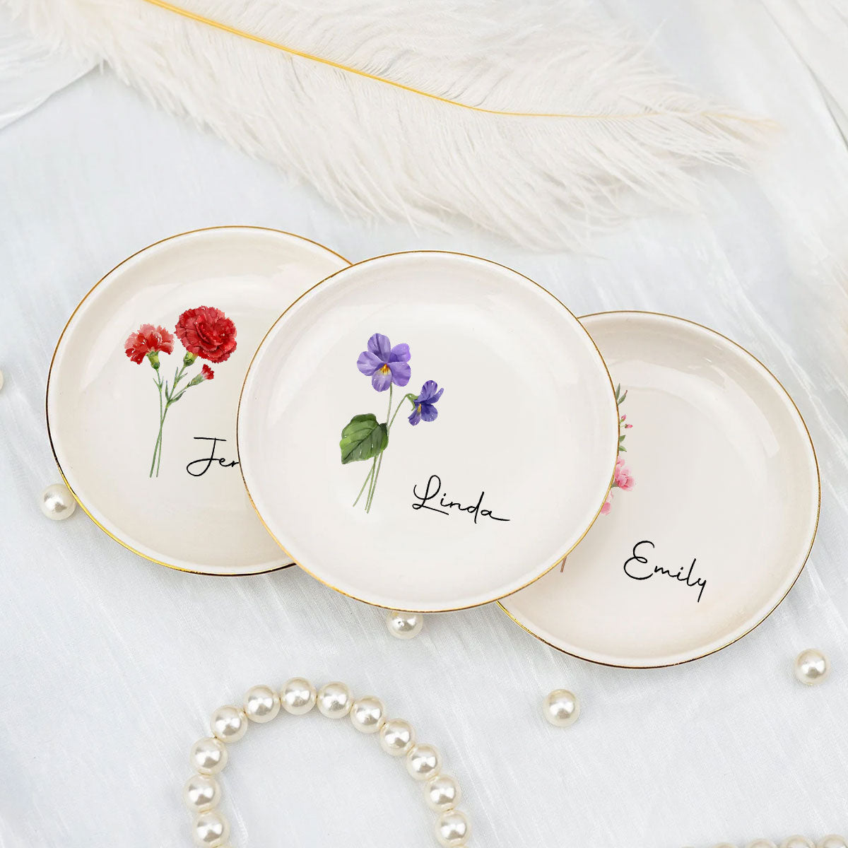 Friendships Are Evergreen And Blooming Eternal - Personalized Custom Jewelry Dish